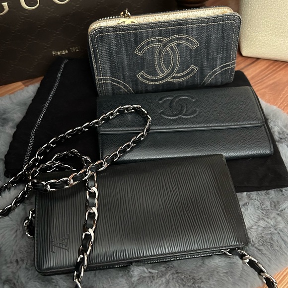 Chanel Wallets - Picture 4 of 8